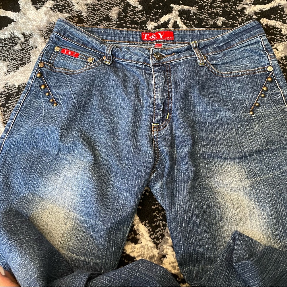T&Y jeans 👖 - Picture 2 of 6